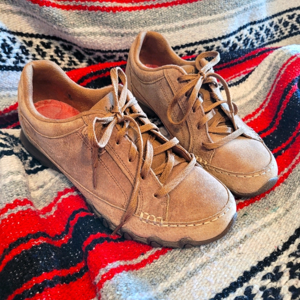 Skechers Relaxed Fit Air-Cooled Memory Foam